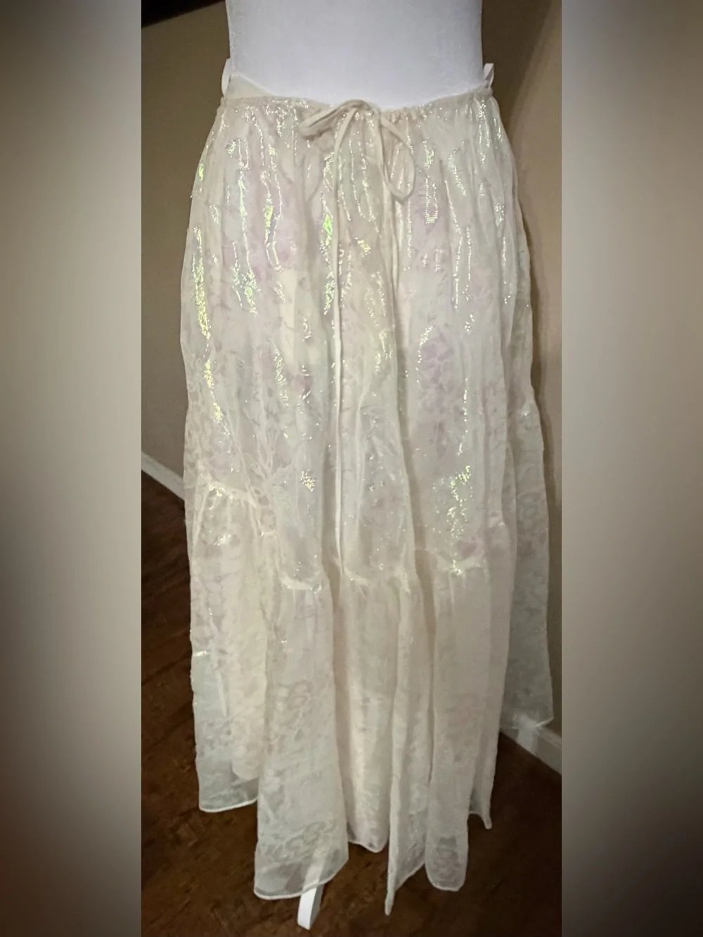 NWT Tory Burch Gretchen Skirt Ivory Iridescent Floral Midi Size 4 NWT $995